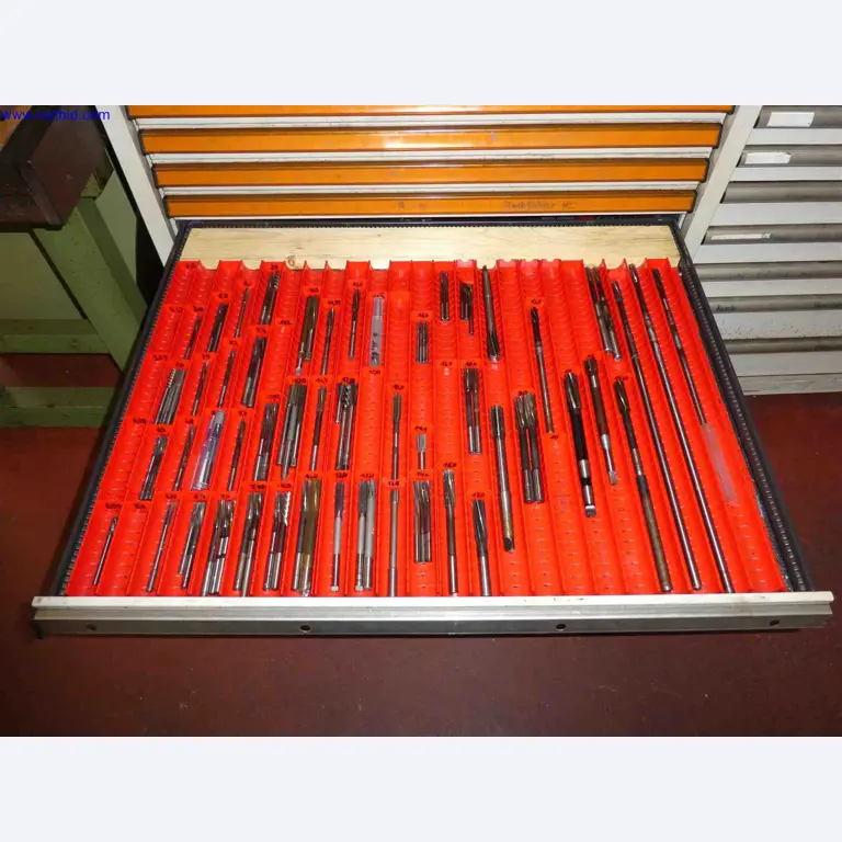 Machines for the production of precise metal components using CNC turning and CNC milling-24