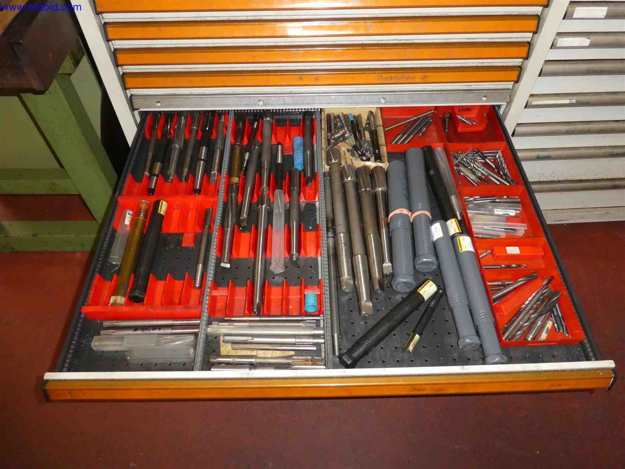 Machines for the production of precise metal components using CNC turning and CNC milling-25