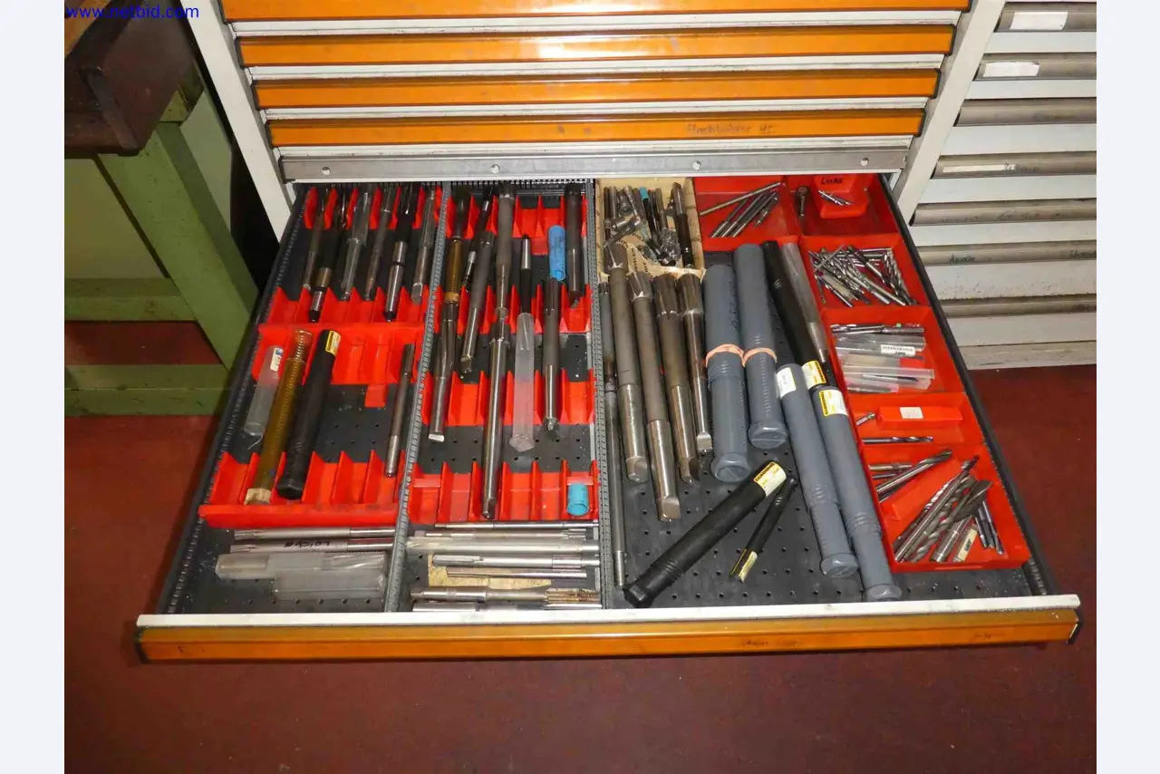 Machines for the production of precise metal components using CNC turning and CNC milling-25