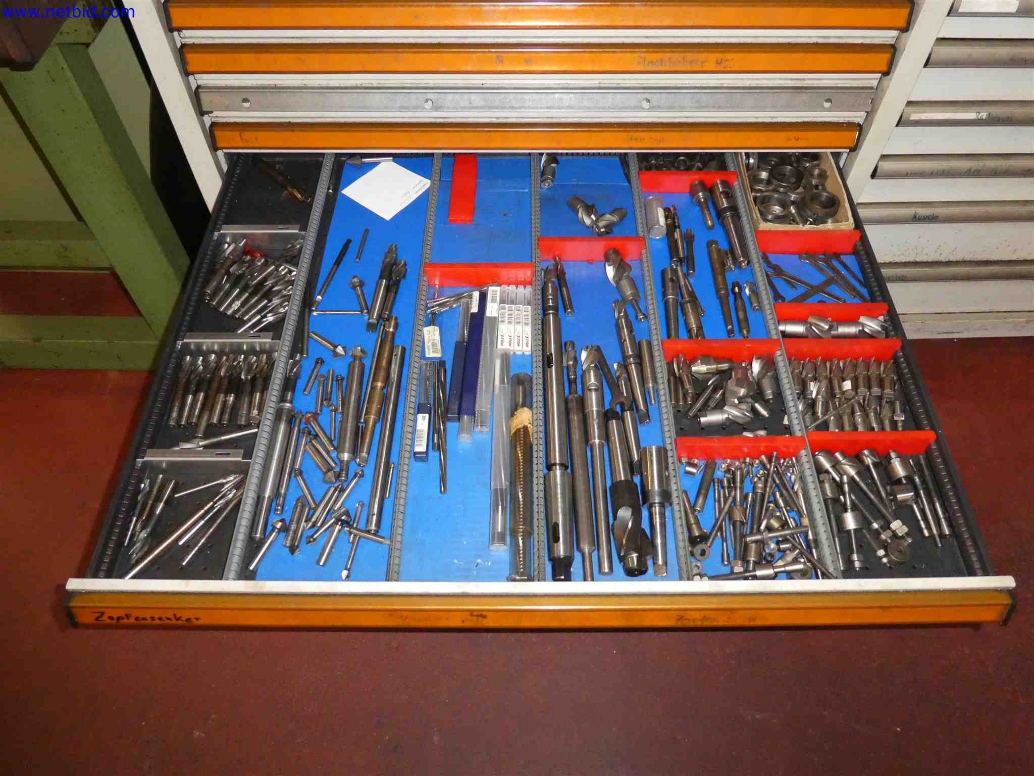 Machines for the production of precise metal components using CNC turning and CNC milling-26