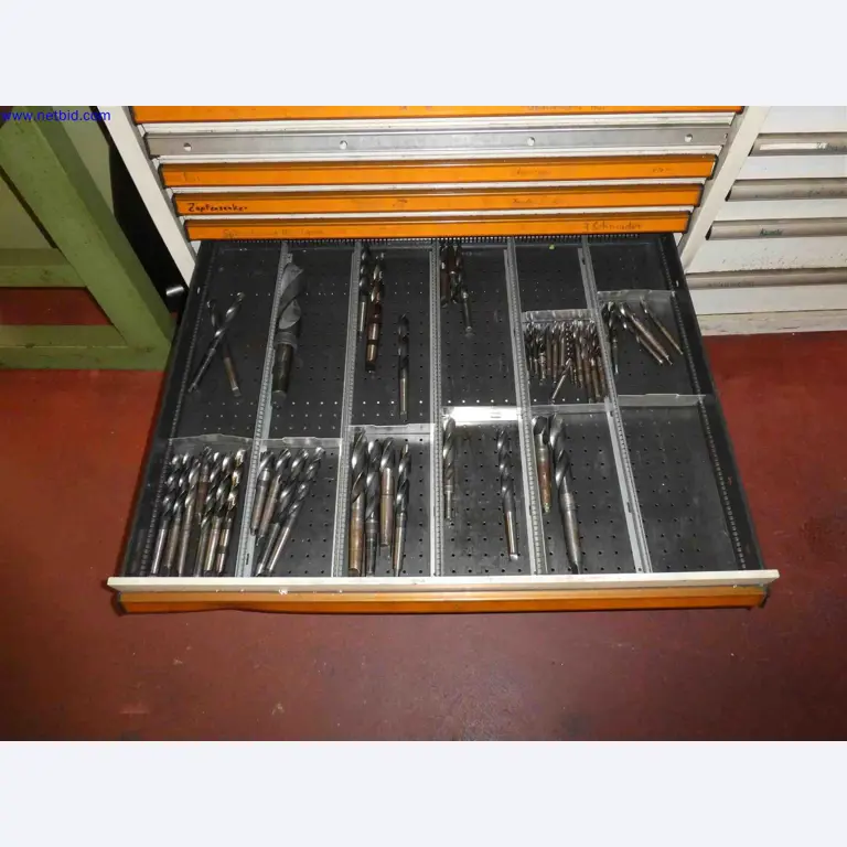 Machines for the production of precise metal components using CNC turning and CNC milling-28