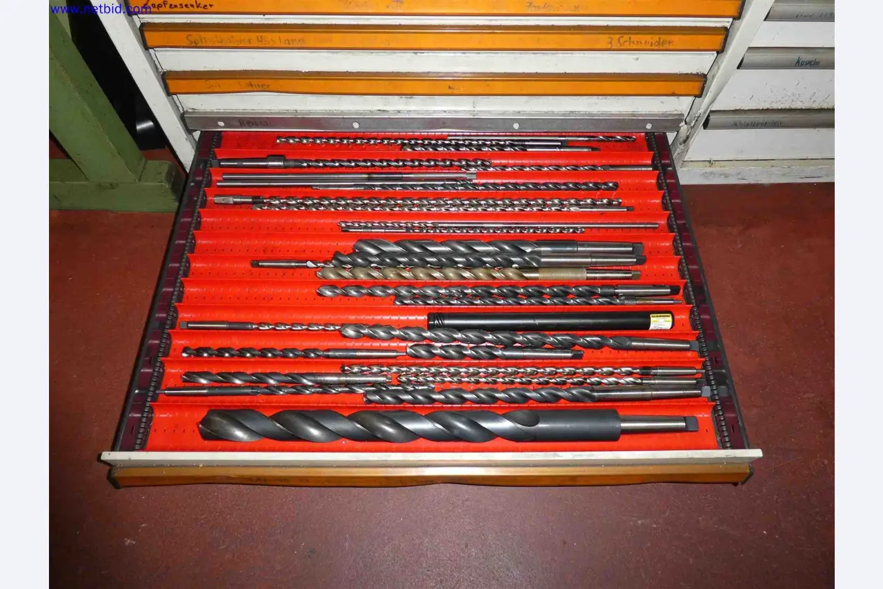 Machines for the production of precise metal components using CNC turning and CNC milling-30