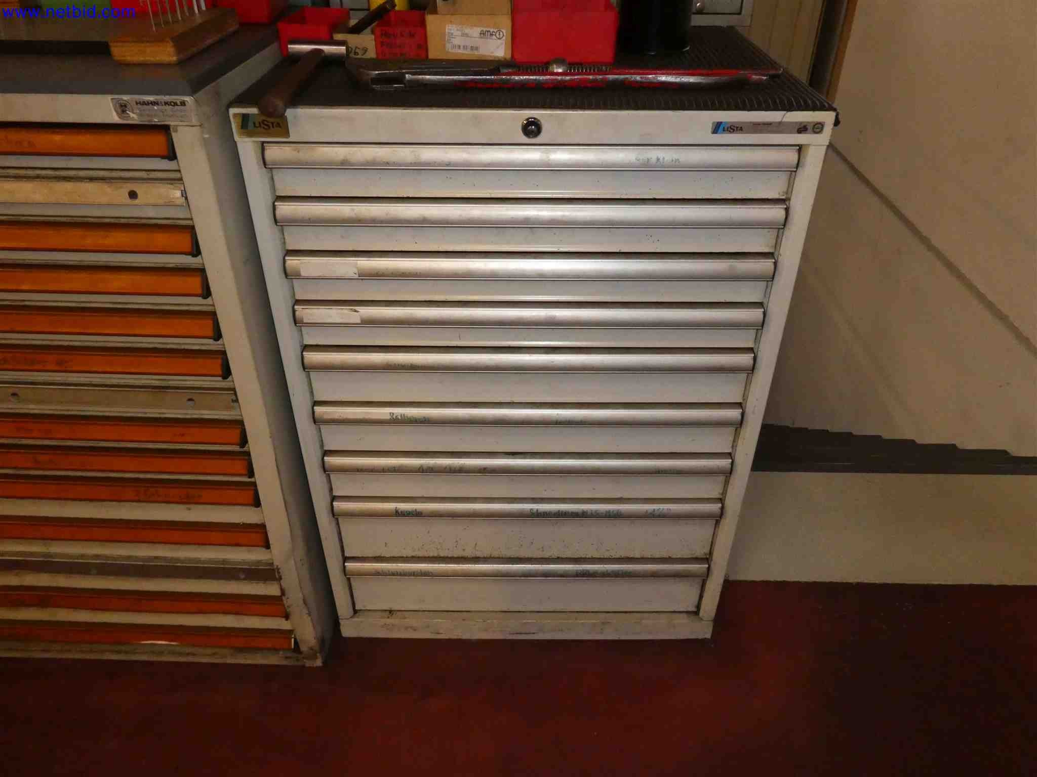 Machines for the production of precise metal components using CNC turning and CNC milling-32