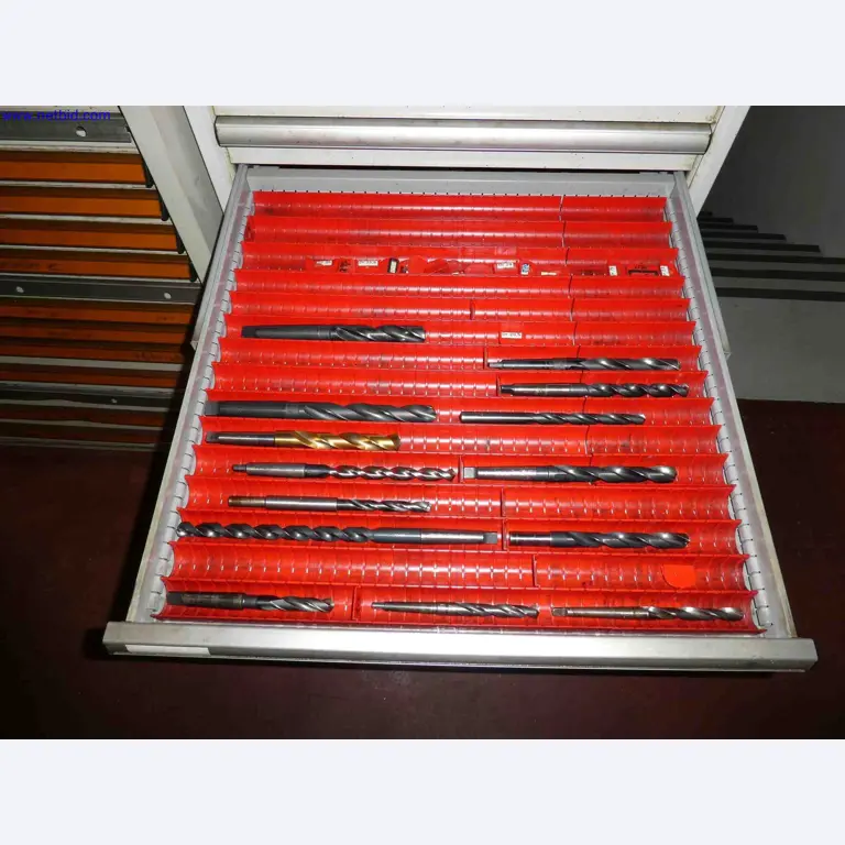 Machines for the production of precise metal components using CNC turning and CNC milling-35