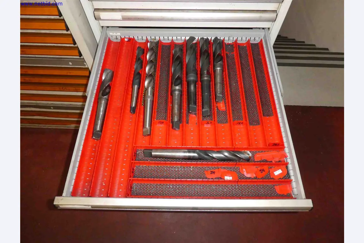 Machines for the production of precise metal components using CNC turning and CNC milling-36