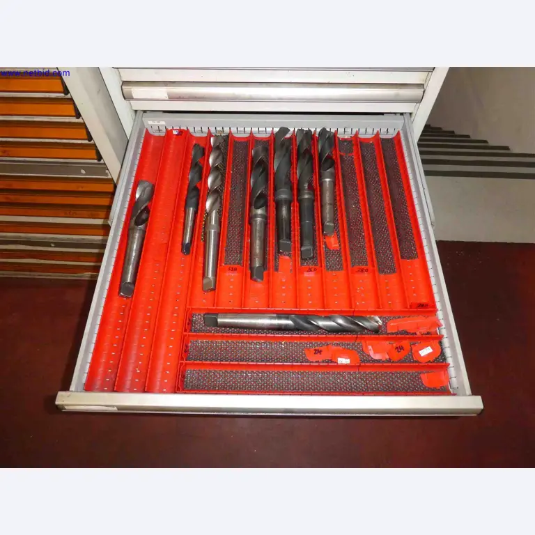 Machines for the production of precise metal components using CNC turning and CNC milling-36