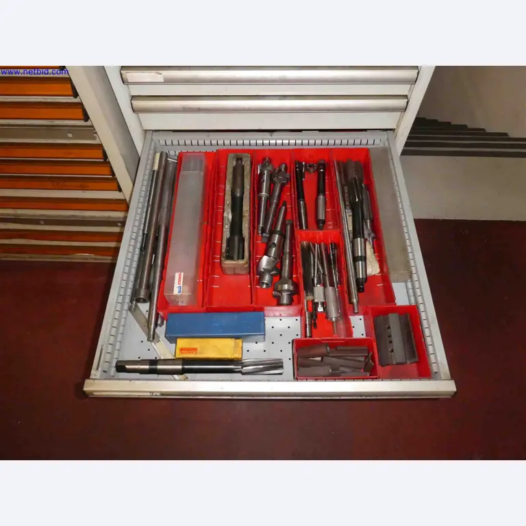 Machines for the production of precise metal components using CNC turning and CNC milling-38