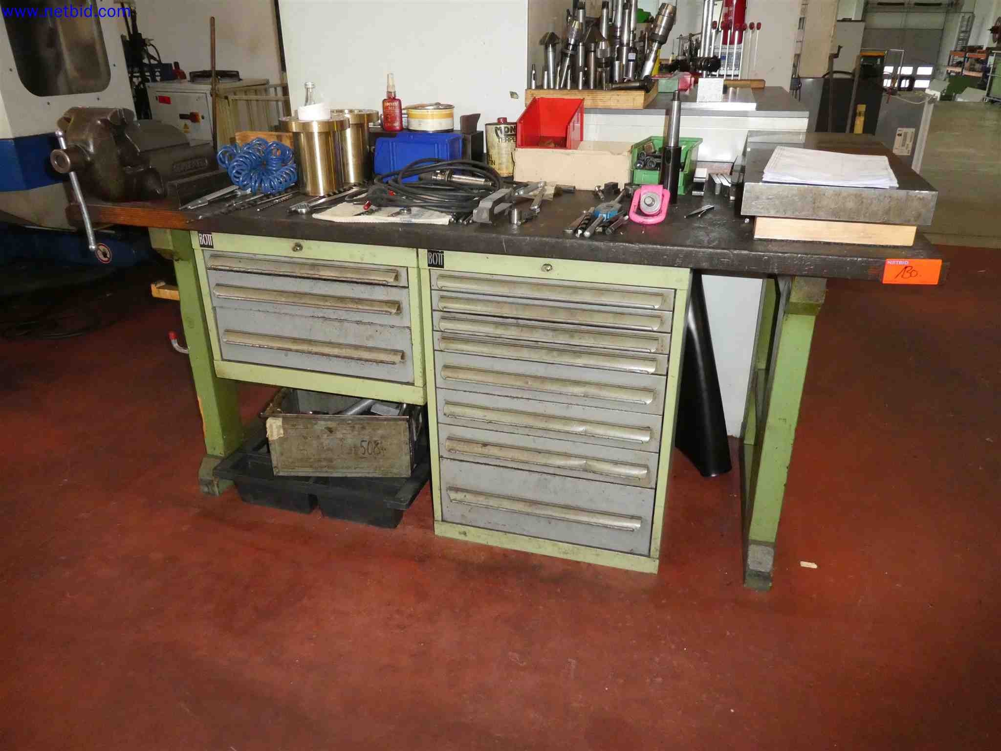 Machines for the production of precise metal components using CNC turning and CNC milling-3