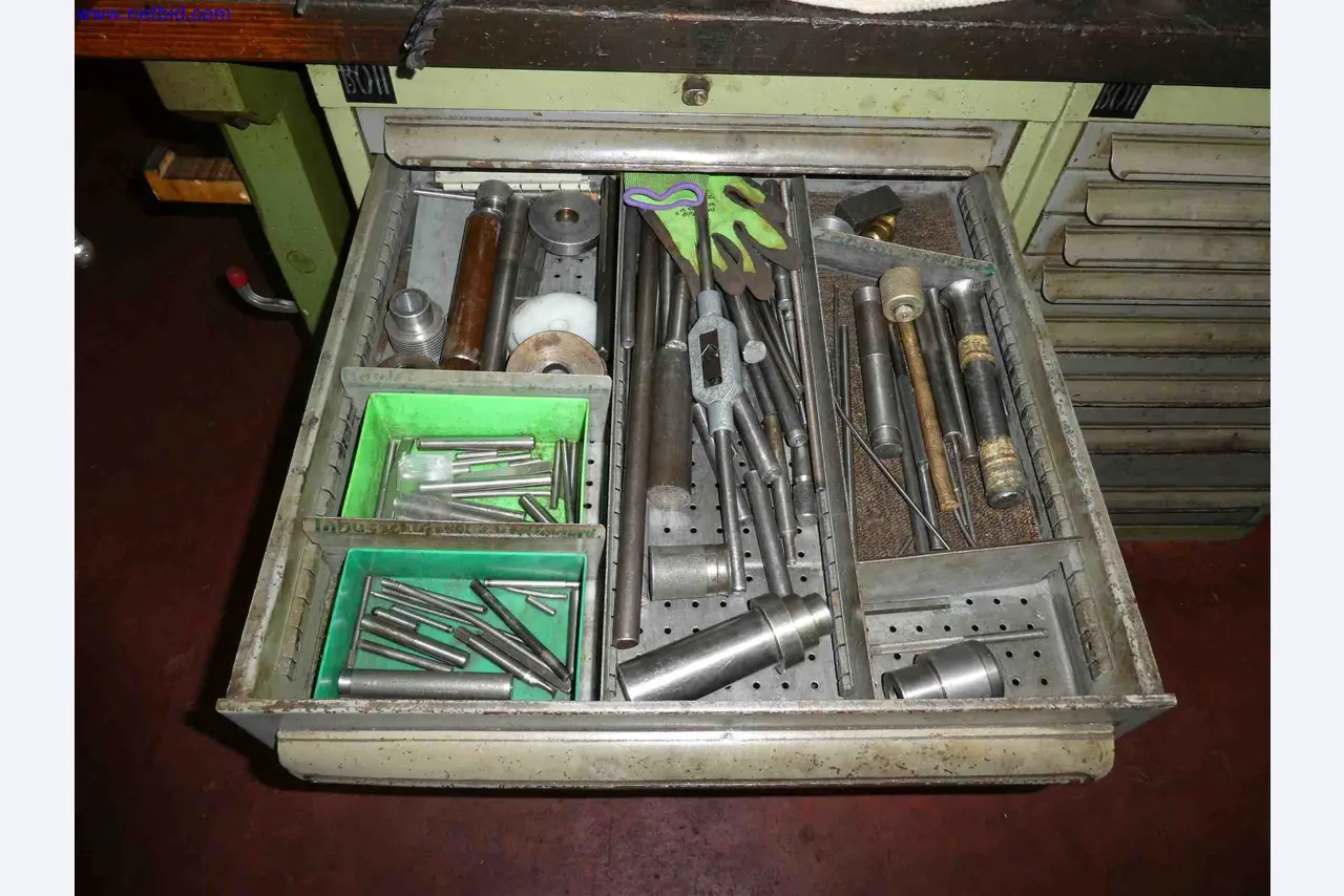 Machines for the production of precise metal components using CNC turning and CNC milling-5