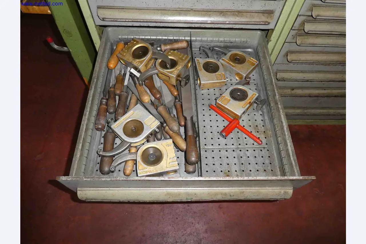 Machines for the production of precise metal components using CNC turning and CNC milling-6