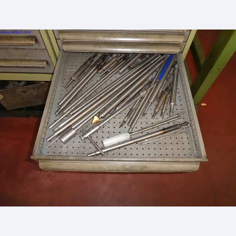 Machines for the production of precise metal components using CNC turning and CNC milling-8