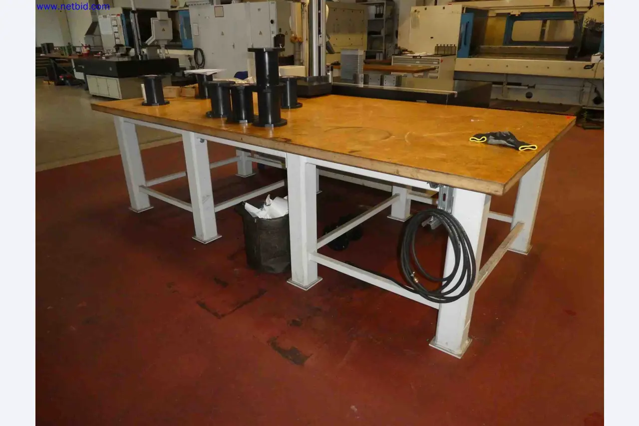 Machines for the production of precise metal components using CNC turning and CNC milling-1