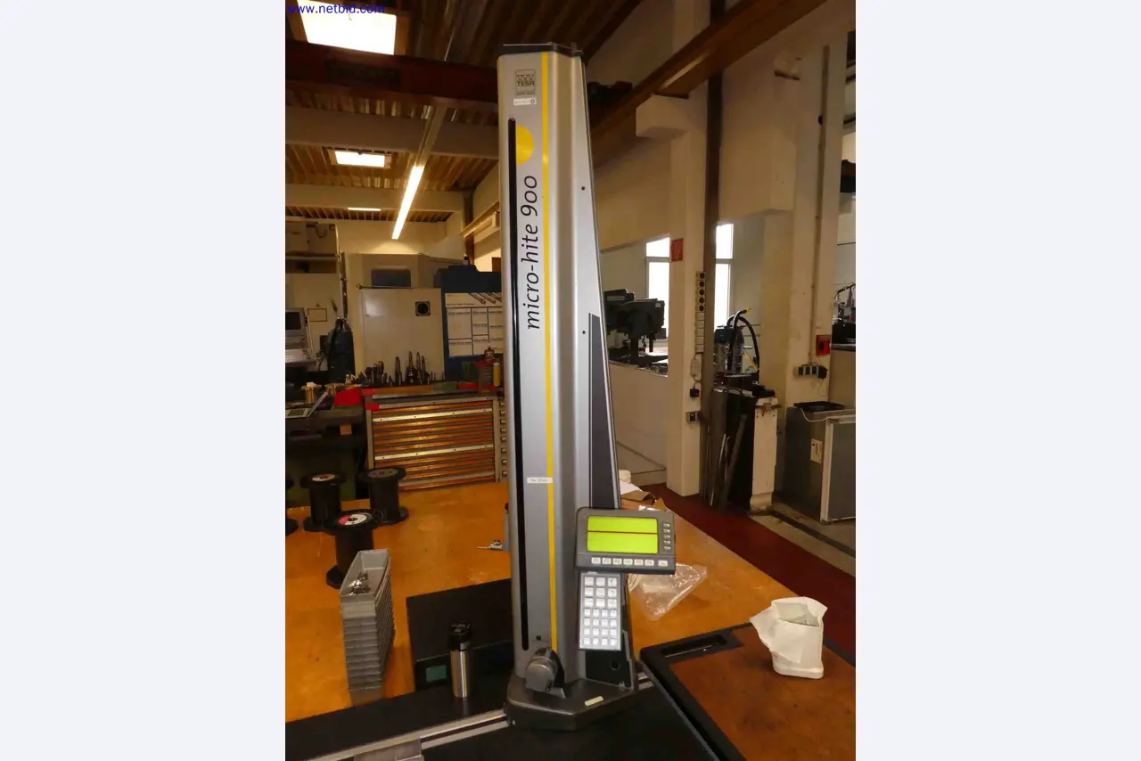 Machines for the production of precise metal components using CNC turning and CNC milling-2