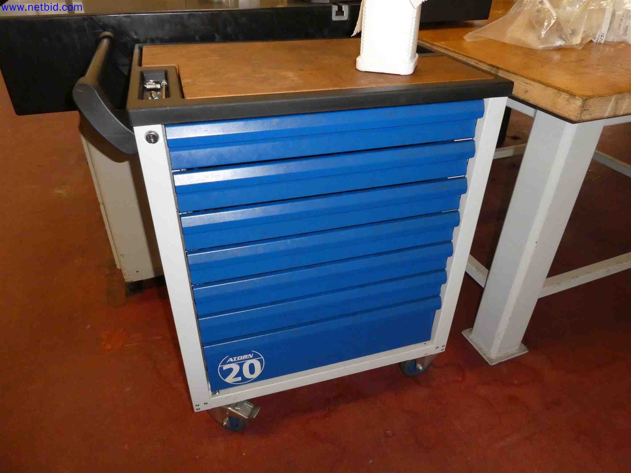 Machines for the production of precise metal components using CNC turning and CNC milling-1