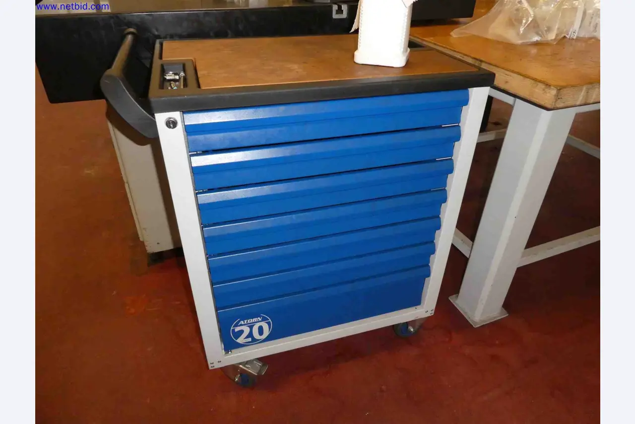 Machines for the production of precise metal components using CNC turning and CNC milling-1