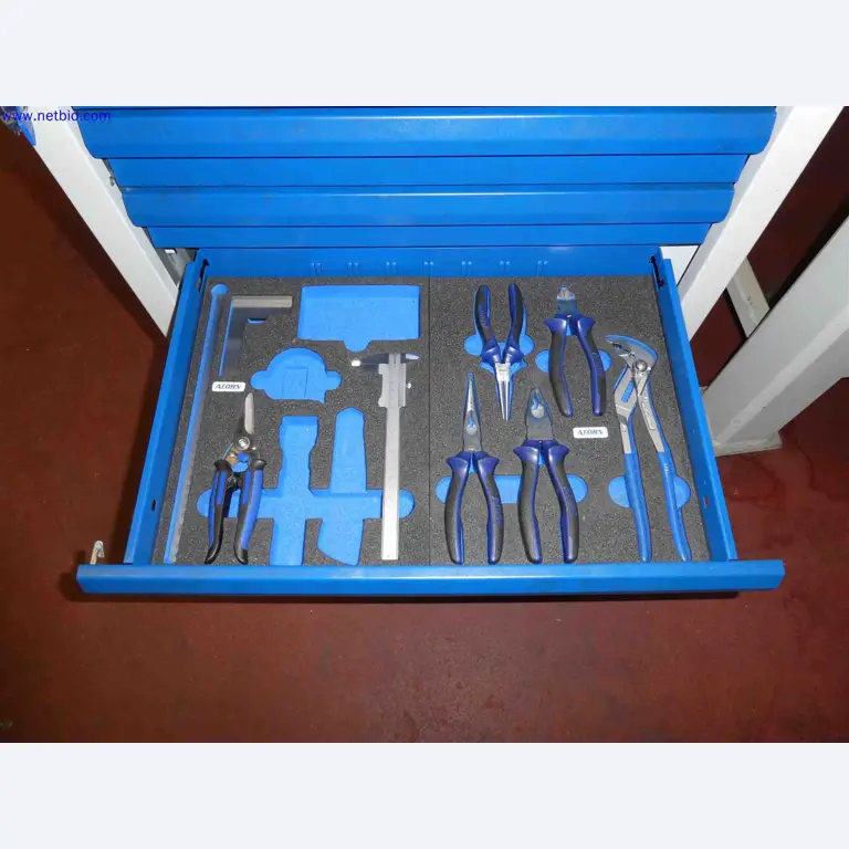 Machines for the production of precise metal components using CNC turning and CNC milling-4