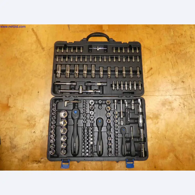 Machines for the production of precise metal components using CNC turning and CNC milling-7