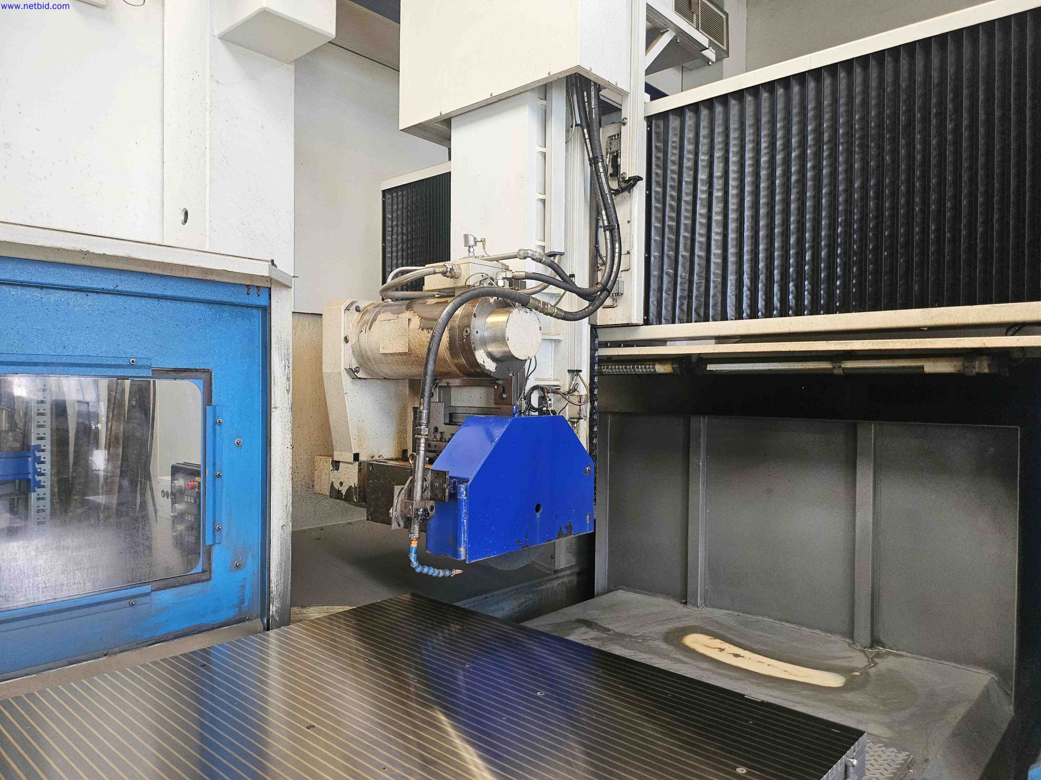 Machines for the production of precise metal components using CNC turning and CNC milling-2