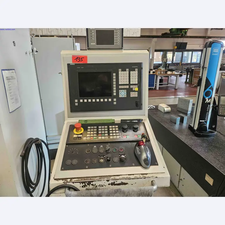 Stroji za izdelavo natančnih kovinskih komponent s CNC struženjem in CNC rezkanjem-3