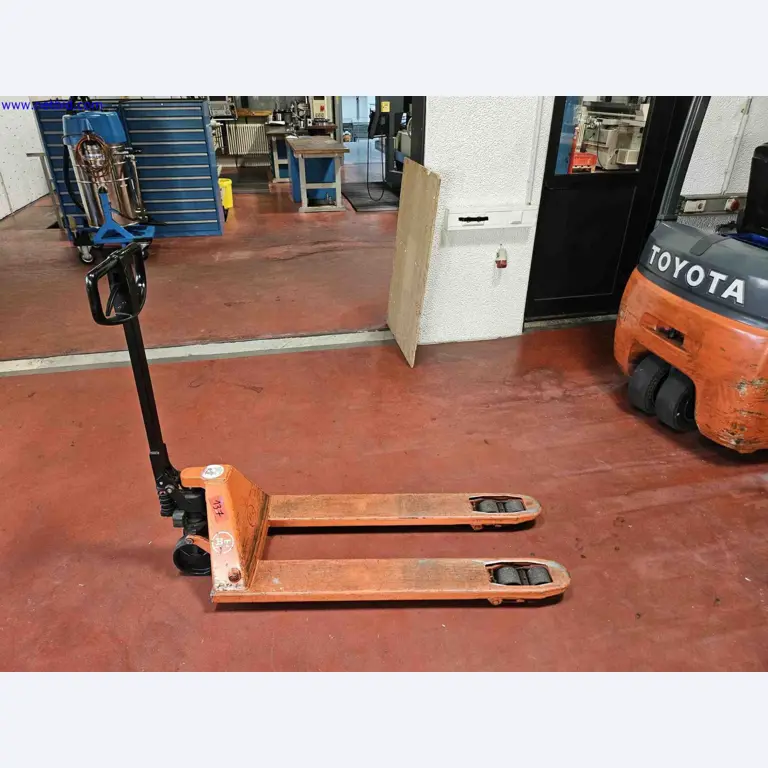 Machines for the production of precise metal components using CNC turning and CNC milling-1