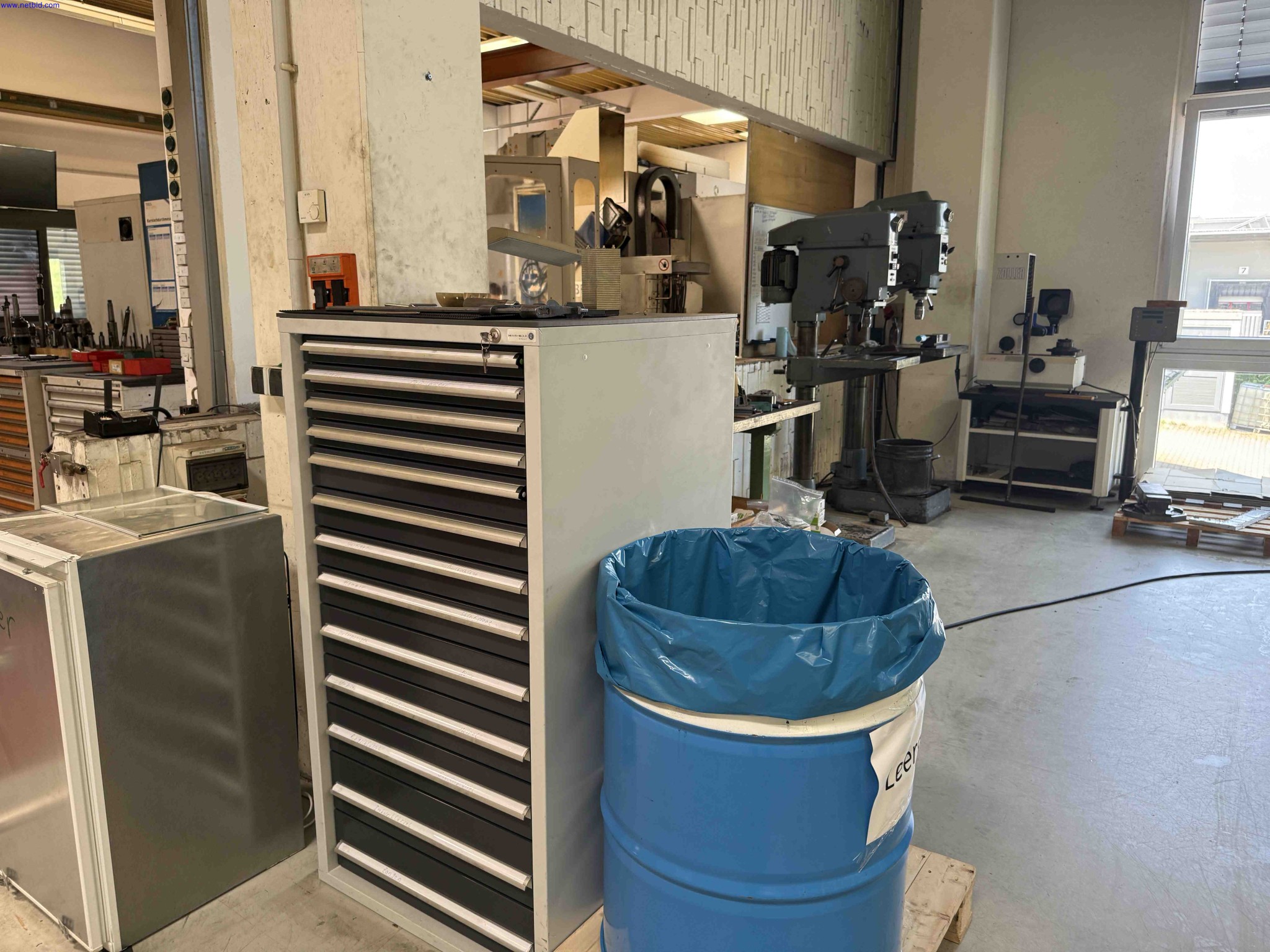 Machines for the production of precise metal components using CNC turning and CNC milling-2