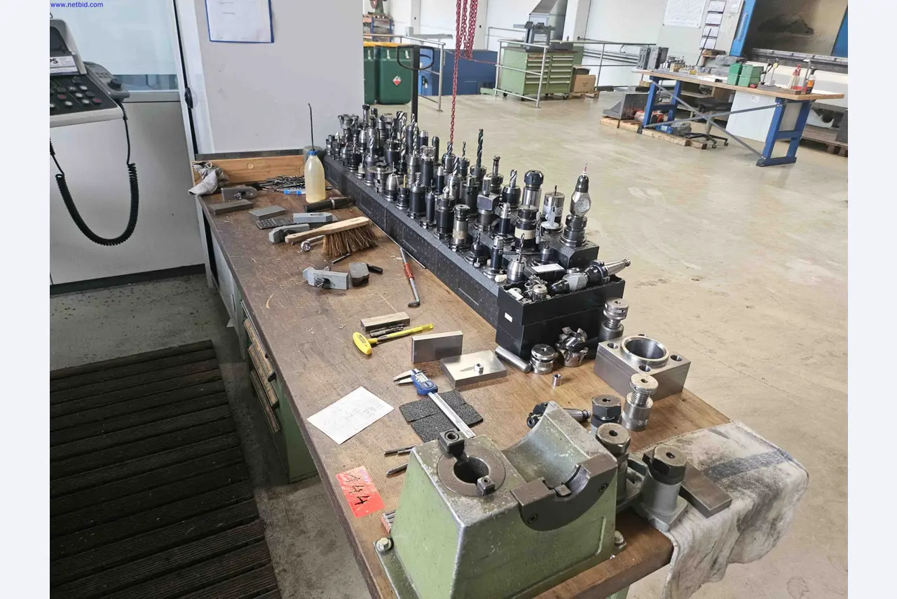 Machines for the production of precise metal components using CNC turning and CNC milling-5