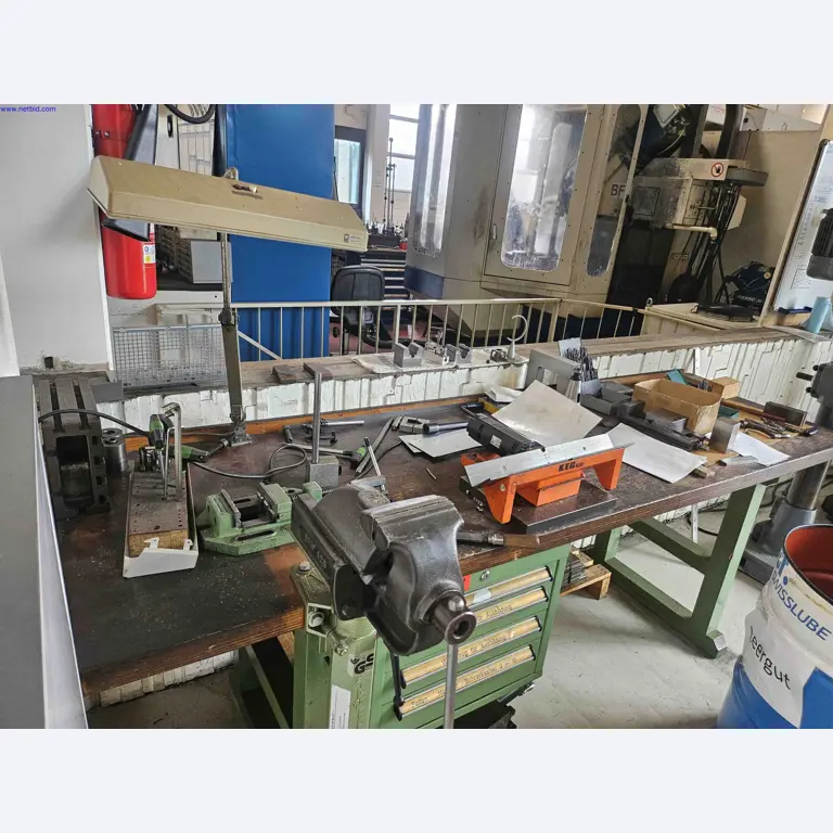 Machines for the production of precise metal components using CNC turning and CNC milling-6