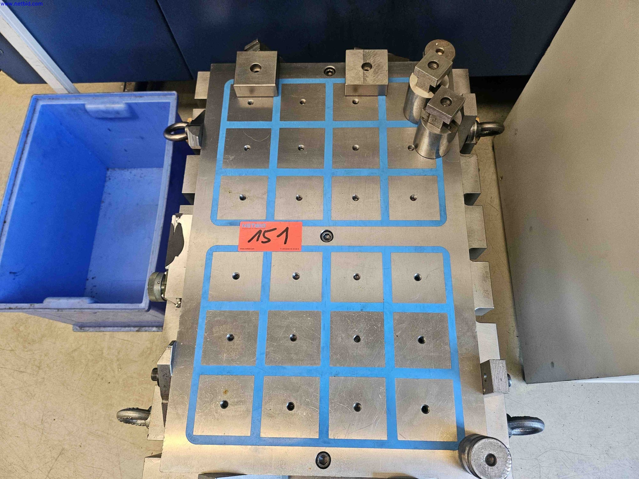 Machines for the production of precise metal components using CNC turning and CNC milling-1
