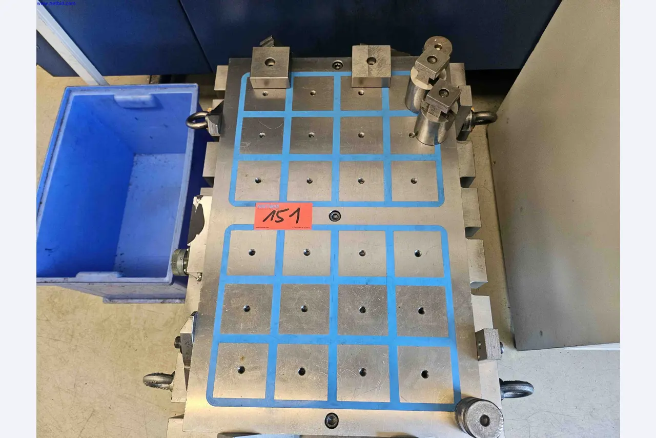 Machines for the production of precise metal components using CNC turning and CNC milling-1