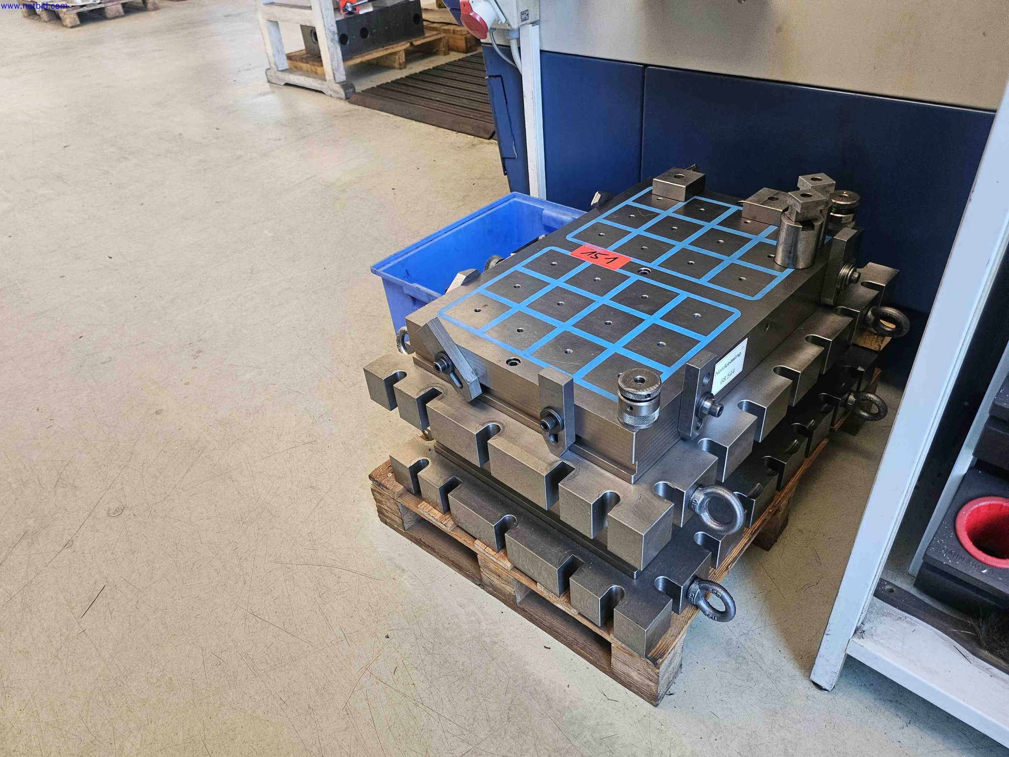 Machines for the production of precise metal components using CNC turning and CNC milling-2