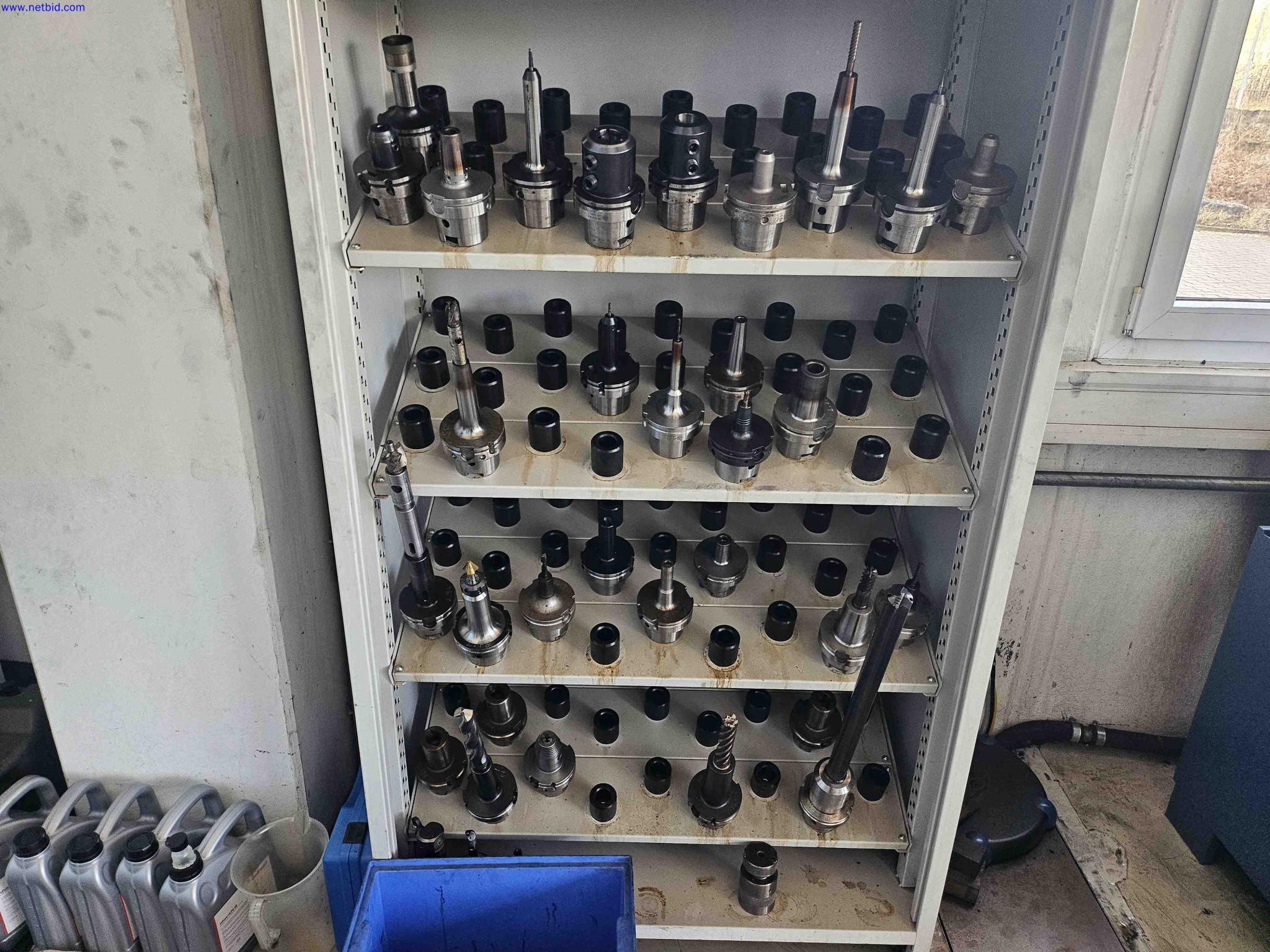 Machines for the production of precise metal components using CNC turning and CNC milling-1