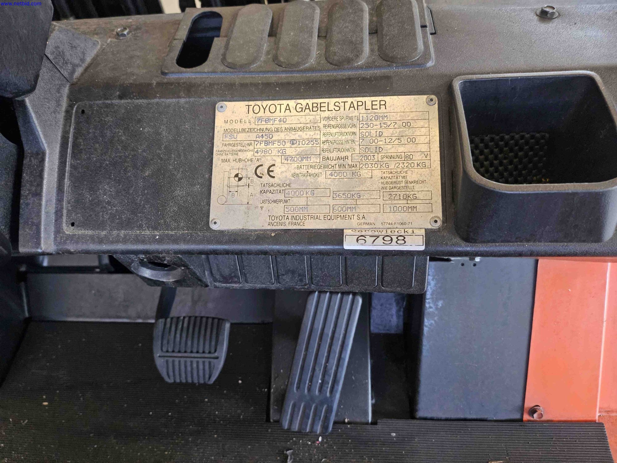 Machines for the production of precise metal components using CNC turning and CNC milling-5