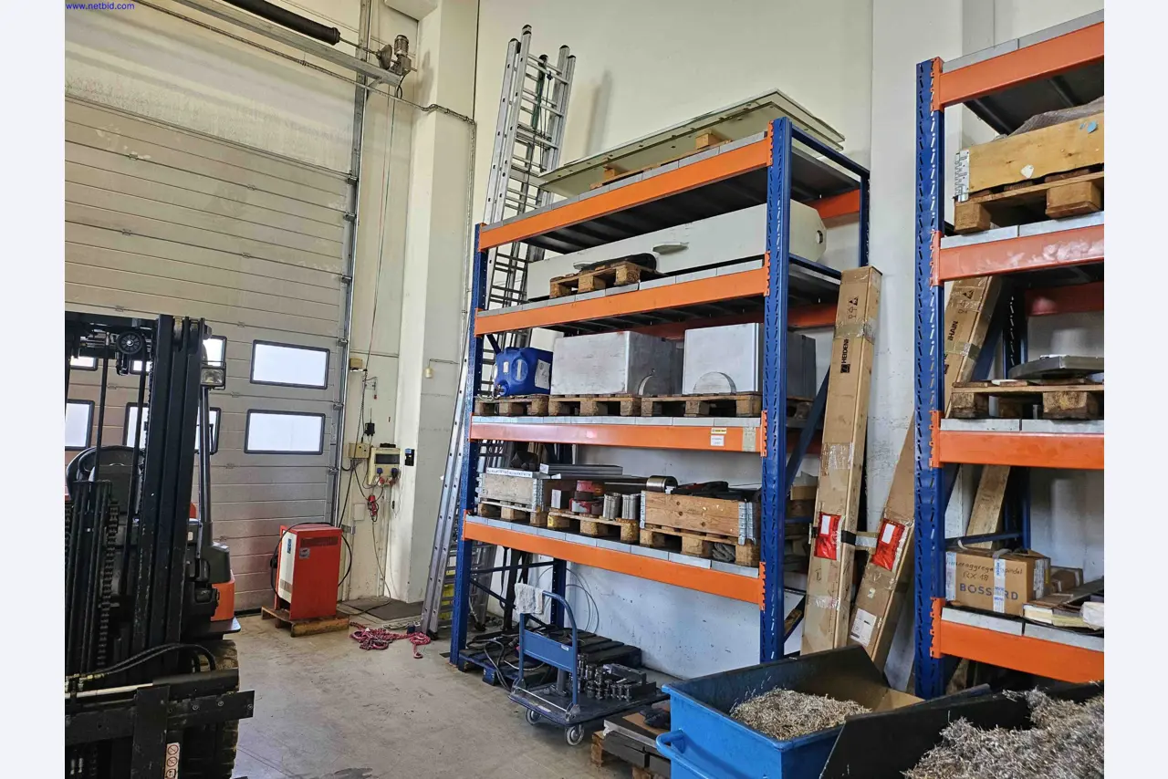 Machines for the production of precise metal components using CNC turning and CNC milling-3