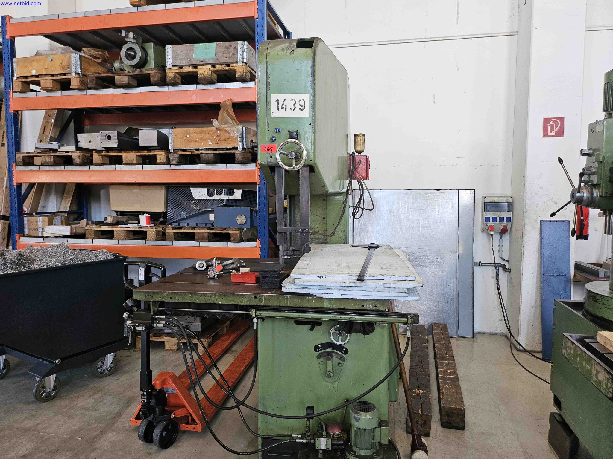 Machines for the production of precise metal components using CNC turning and CNC milling-1