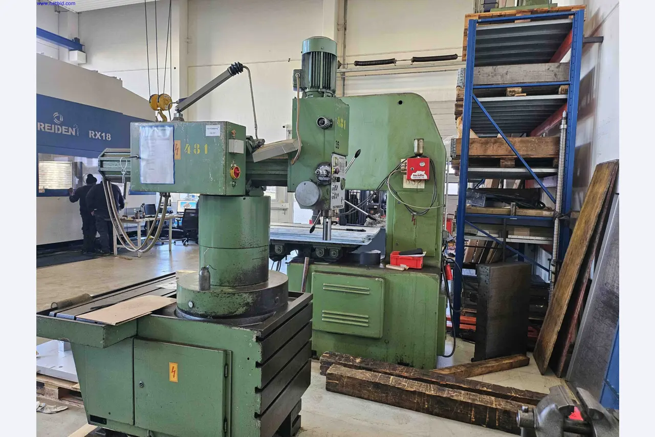 Machines for the production of precise metal components using CNC turning and CNC milling-1