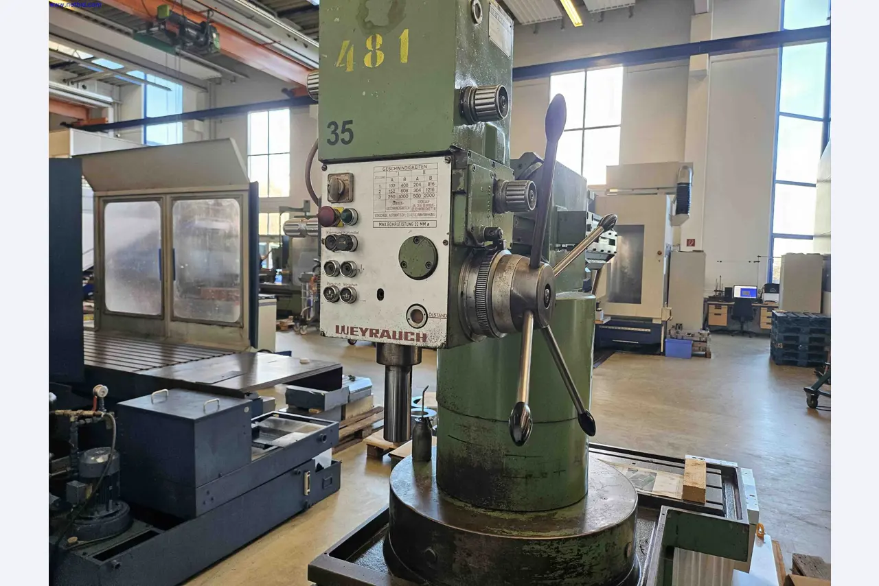 Machines for the production of precise metal components using CNC turning and CNC milling-2