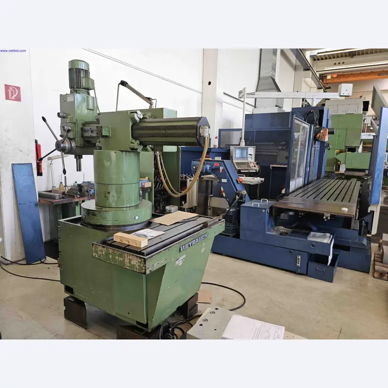 Machines for the production of precise metal components using CNC turning and CNC milling-3