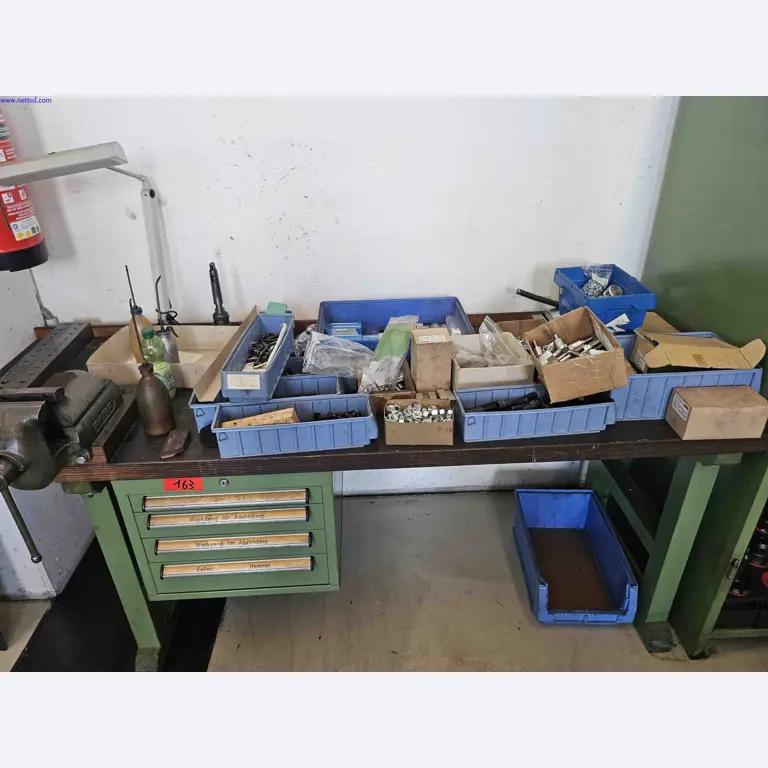 Maszyny do produkcji precyzyjnych elementów metalowych przy użyciu toczenia CNC i frezowania CNC-1