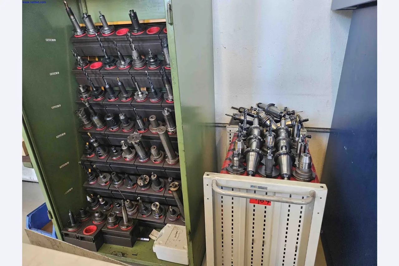 Machines for the production of precise metal components using CNC turning and CNC milling-10