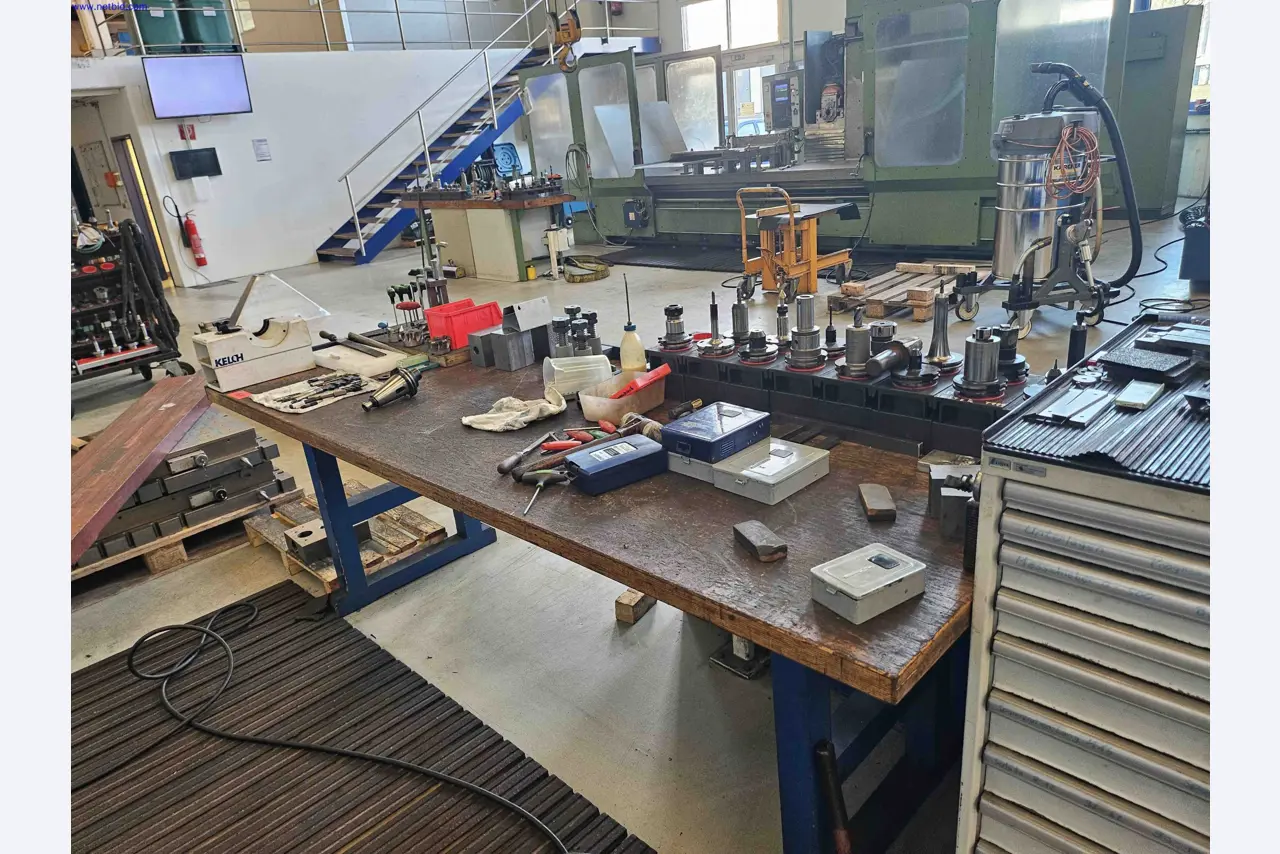 Machines for the production of precise metal components using CNC turning and CNC milling-12