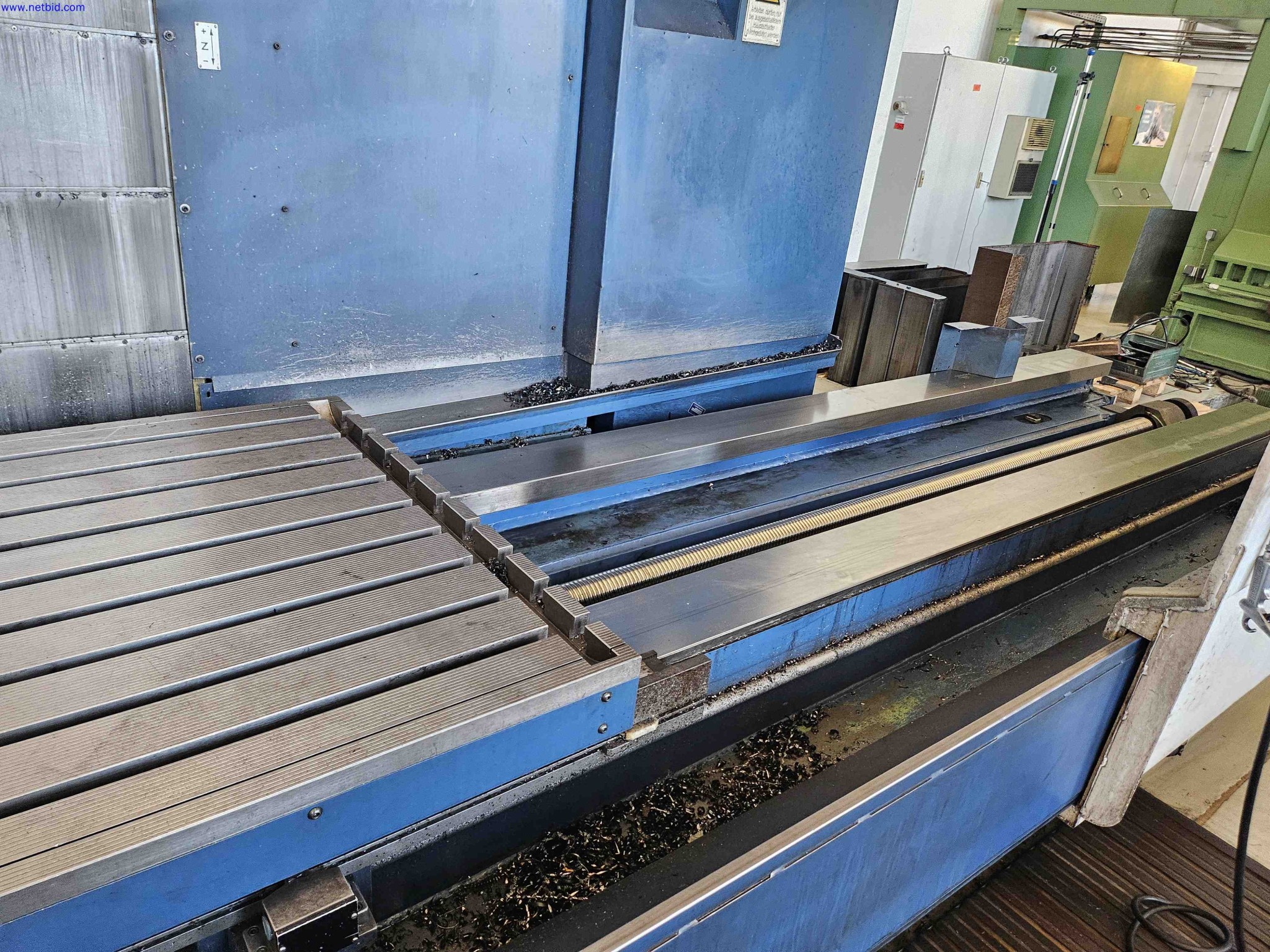 Machines for the production of precise metal components using CNC turning and CNC milling-3