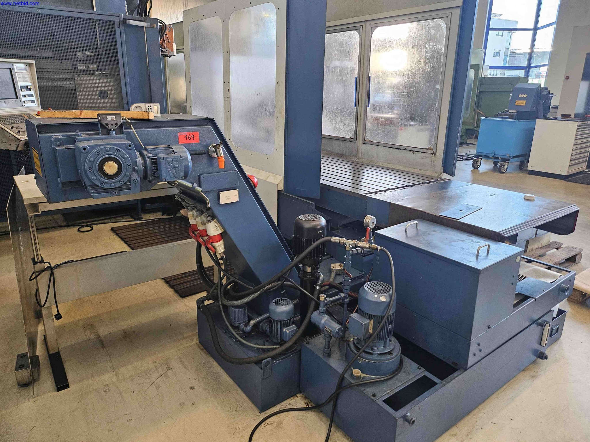 Machines for the production of precise metal components using CNC turning and CNC milling-5