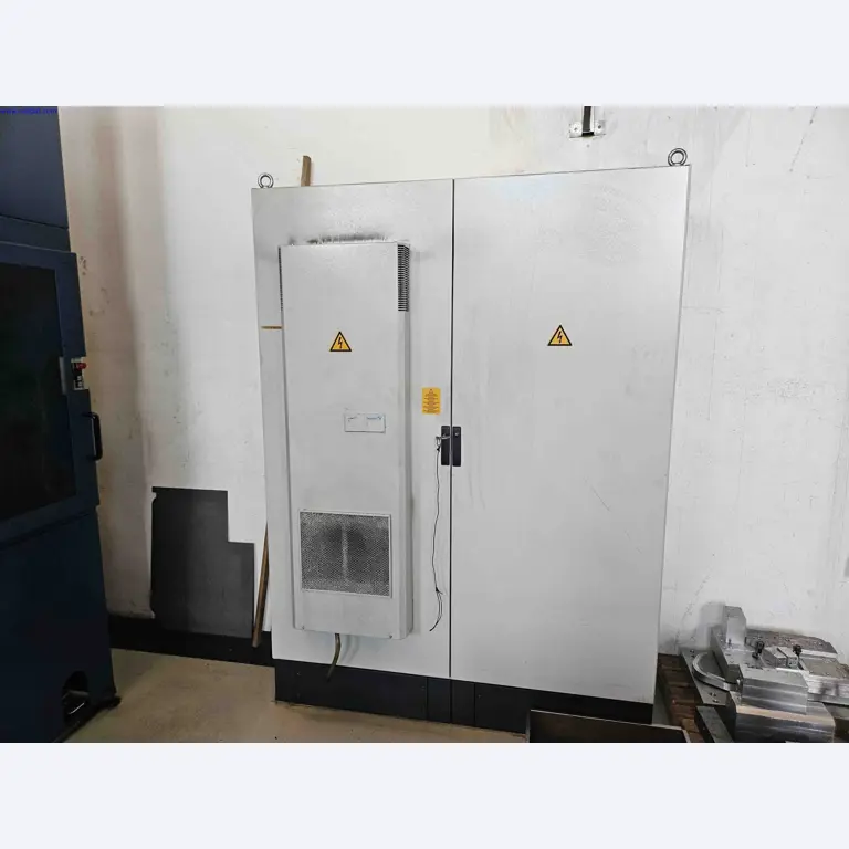 Machines for the production of precise metal components using CNC turning and CNC milling-6