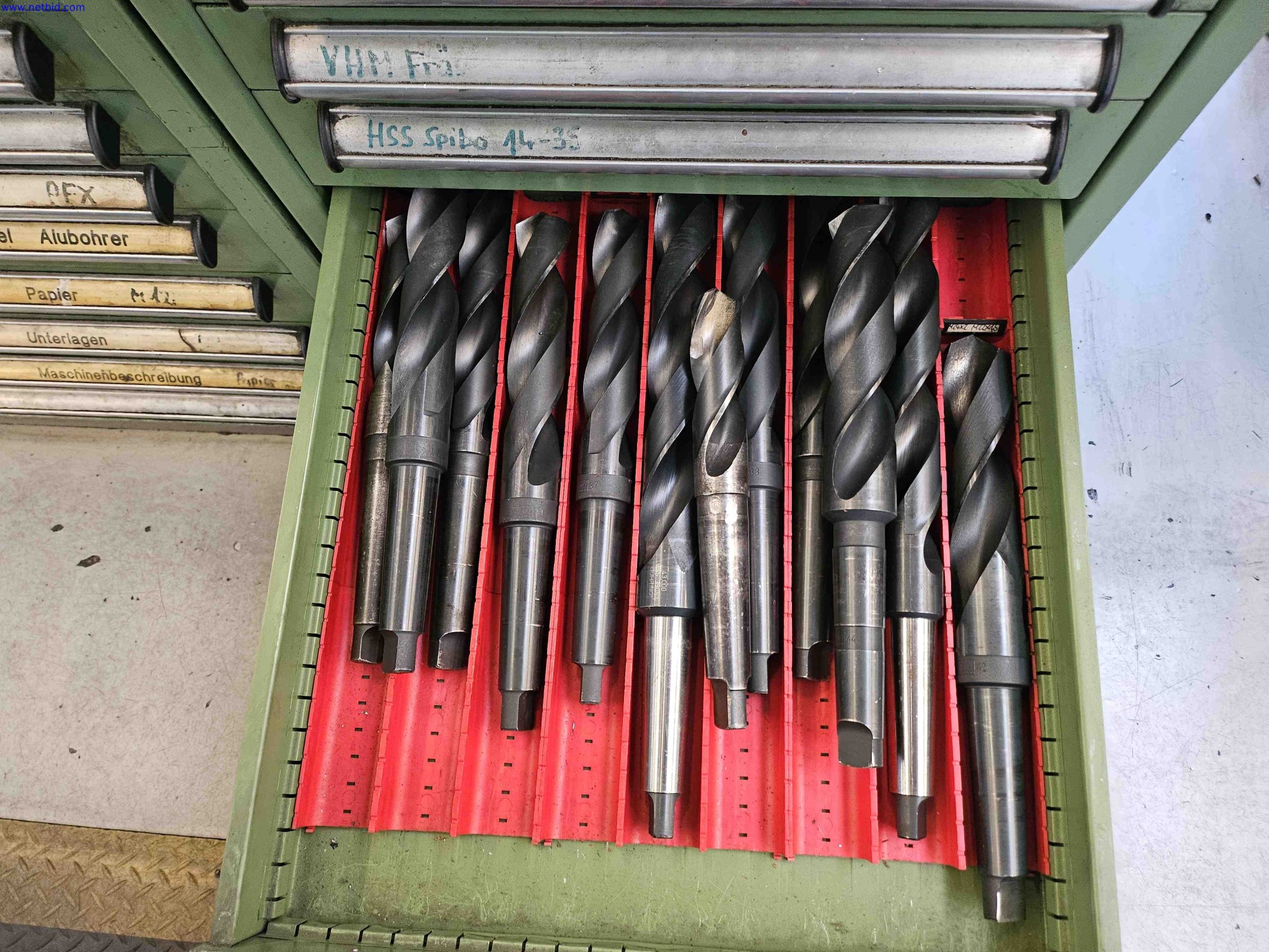 Machines for the production of precise metal components using CNC turning and CNC milling-12