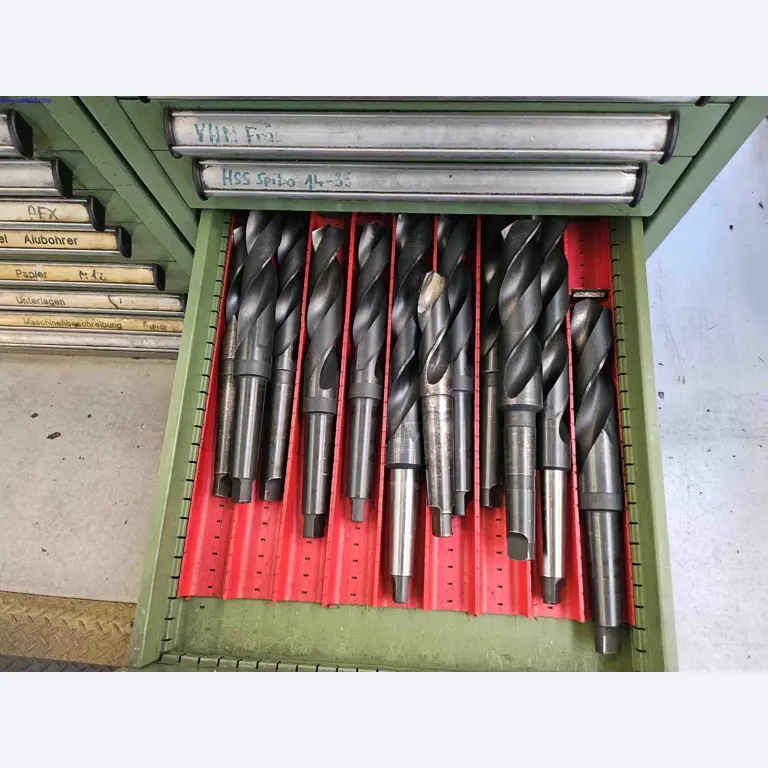 Machines for the production of precise metal components using CNC turning and CNC milling-12