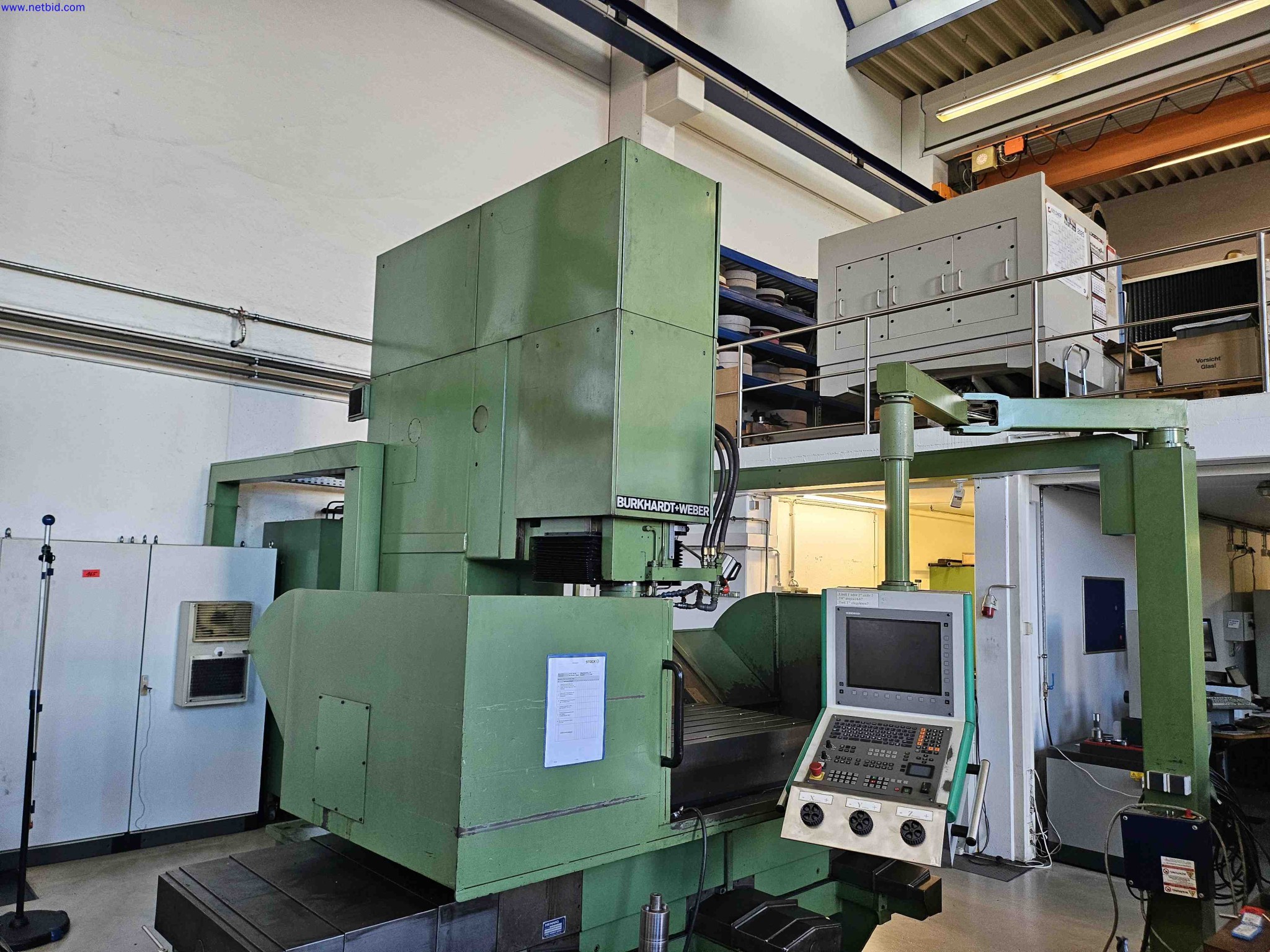 Machines for the production of precise metal components using CNC turning and CNC milling-3