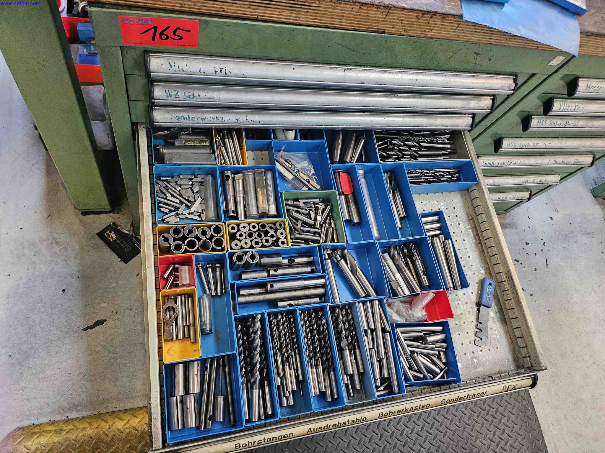 Machines for the production of precise metal components using CNC turning and CNC milling-7