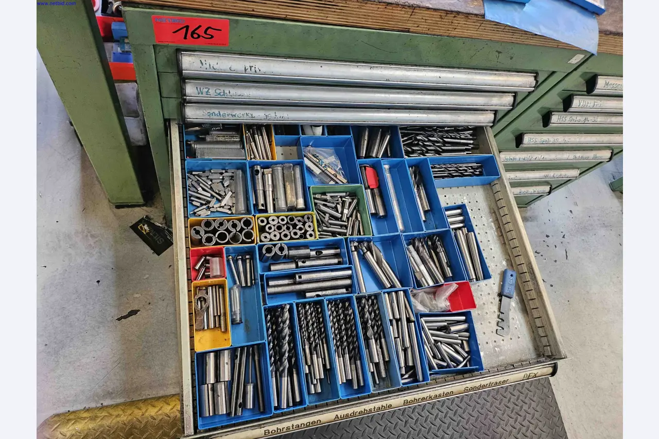 Machines for the production of precise metal components using CNC turning and CNC milling-7