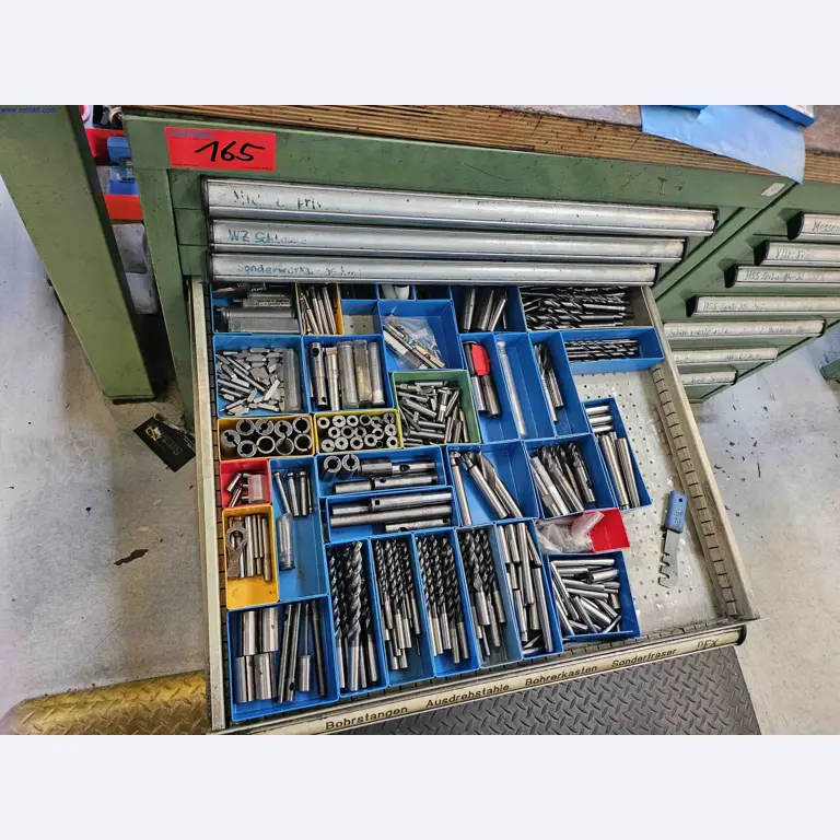 Machines for the production of precise metal components using CNC turning and CNC milling-7