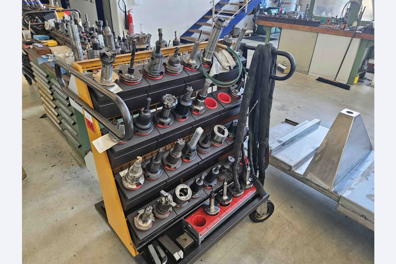 Machines for the production of precise metal components using CNC turning and CNC milling-1